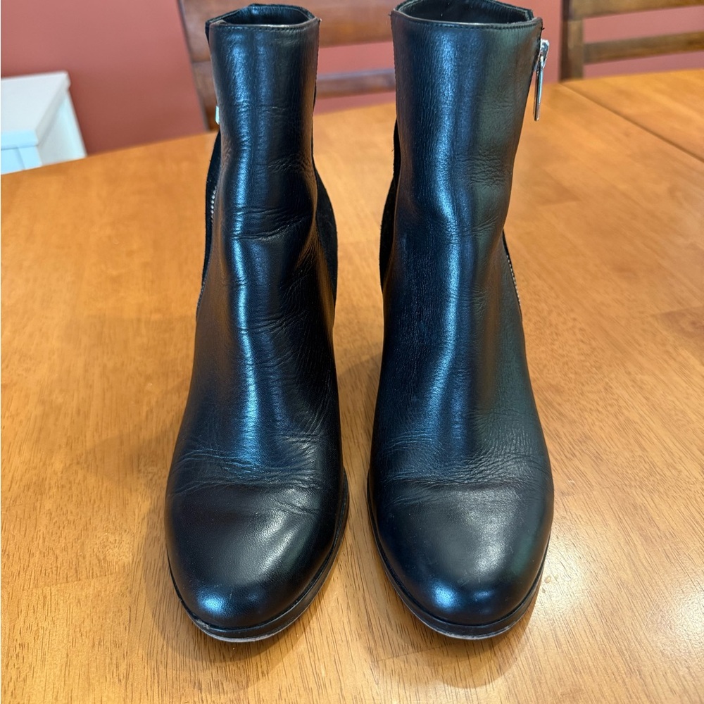 Michael Kors Black Ankle Booties with Polished Leather and suede. Size 8.5.